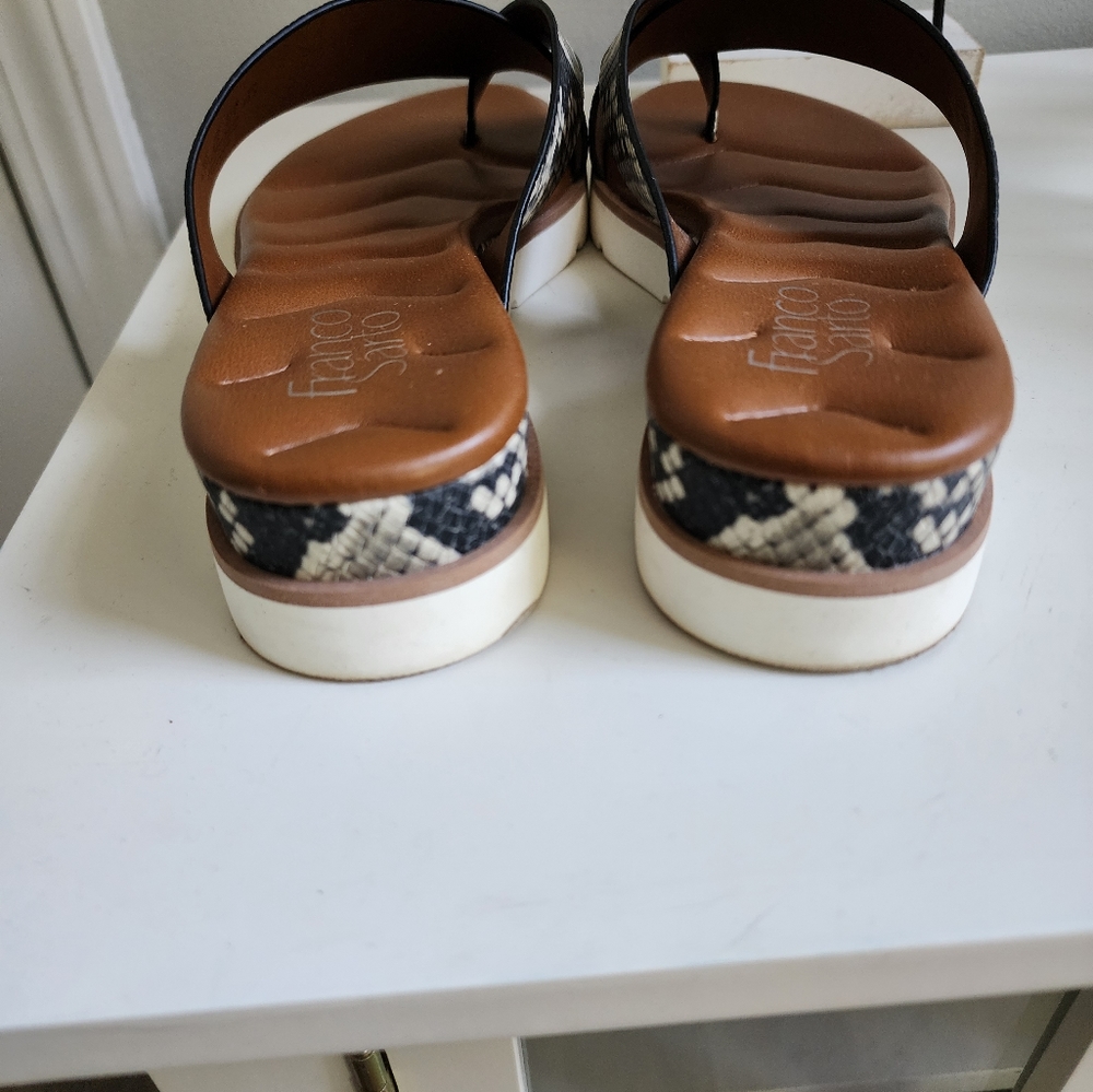 Franco Sarto Slide Sandals With Toe Loop Women's Size 8.5 M, Multi Snake Pattern - Picture 4 of 7